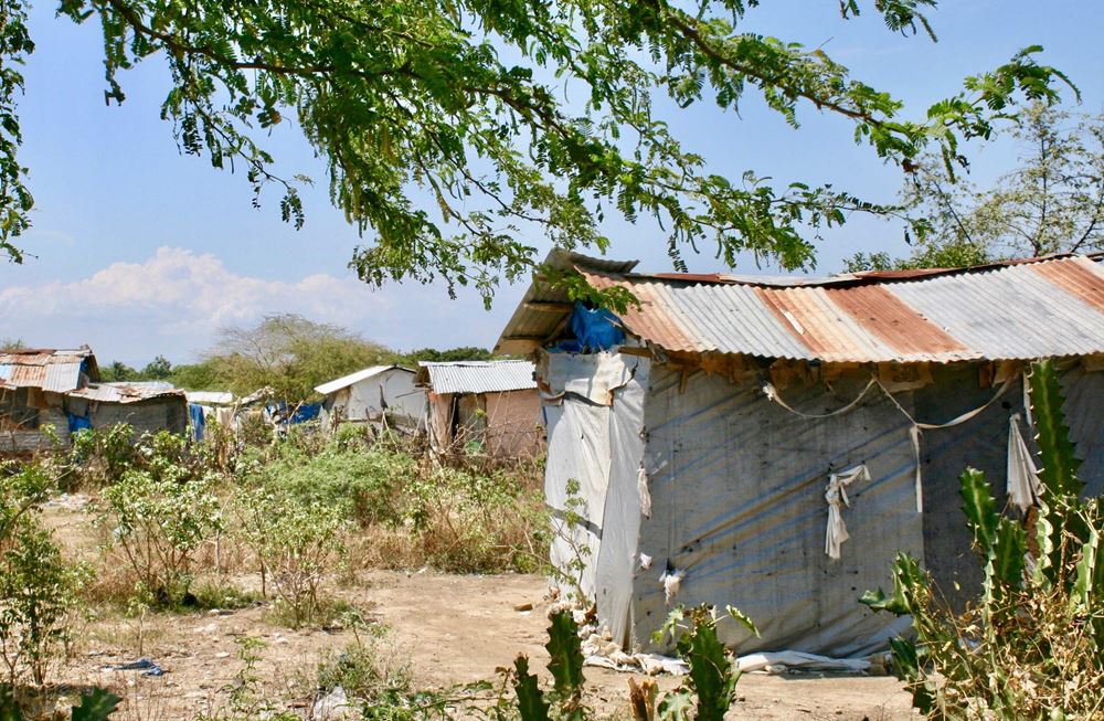 Notsiedlung in Haiti (Foto: Jürgen Schübelin) Notsiedlung in Haiti (Foto: Jürgen Schübelin)