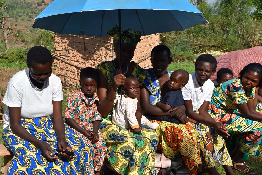 Frauenselbsthilfegruppe in Ruanda (Foto: Andreas Wagner) Frauenselbsthilfegruppe in Ruanda (Foto: Andreas Wagner)