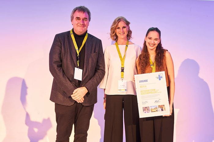 Neiyla widmet ihren Song "Unthinkable" dem Kindernothilfe-Herzensprojekt (Foto: Fabian Zebenholzer) Neiyla widmet ihren Song "Unthinkable" dem Kindernothilfe-Herzensprojekt und wird die erste Kindernothilfe-Herzensprojekt-Botschafterin(Foto: Andreas Zopf)