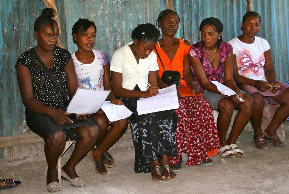 Frauen aus der Selbsthilfegruppe (Foto: Jürgen Schübelin) Frauen aus der Selbsthilfegruppe (Foto: Jürgen Schübelin)