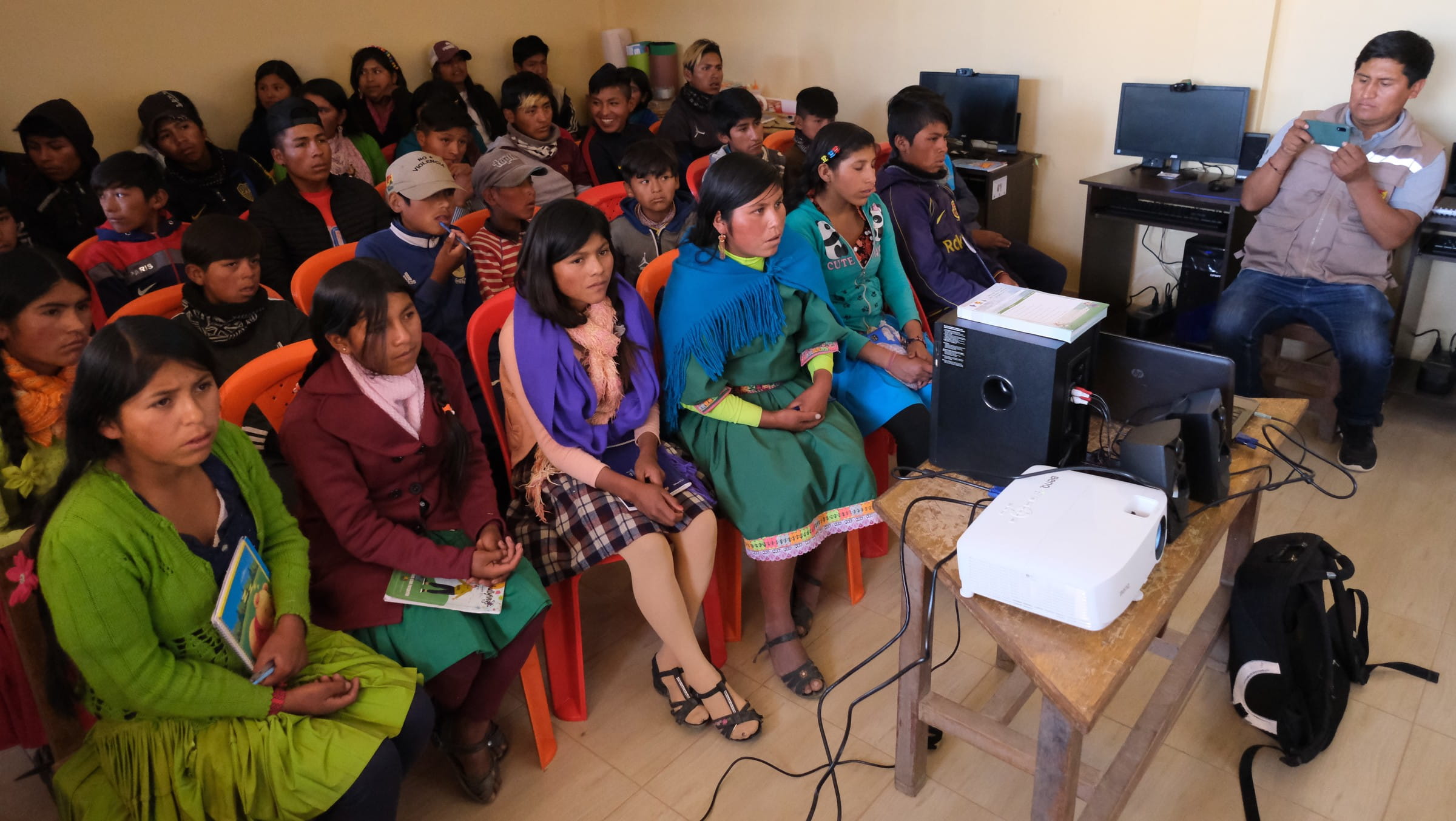 Kinder werden über ihre Rechte aufgeklärt (Foto: Kindernothilfe)