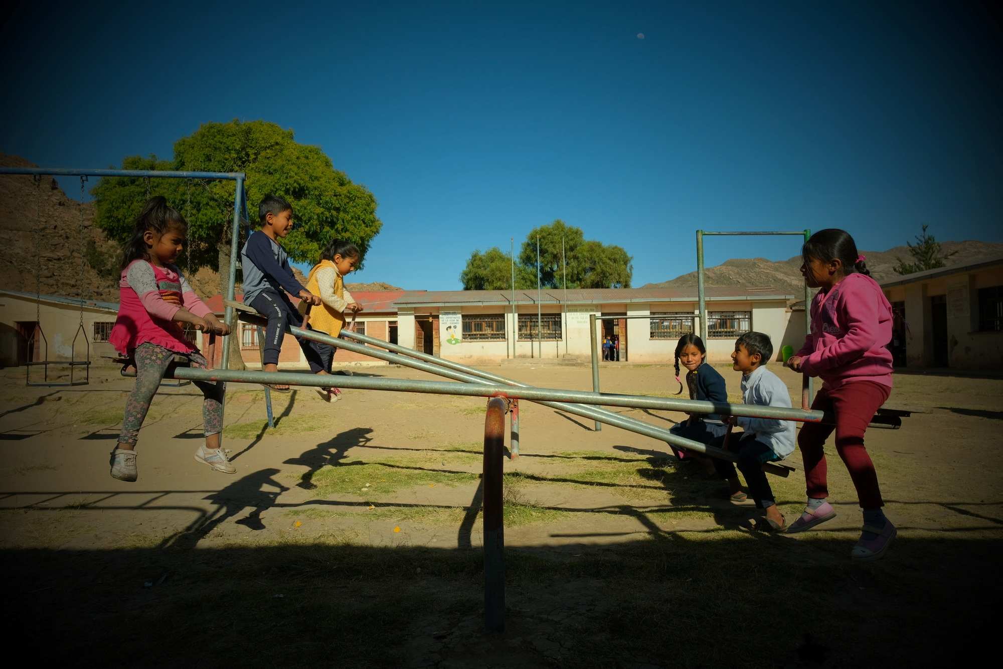 Die neuen Gemeindespielplätze schaffen eine kinderfreundliche Umgebung (Foto: Kindernothilfe)