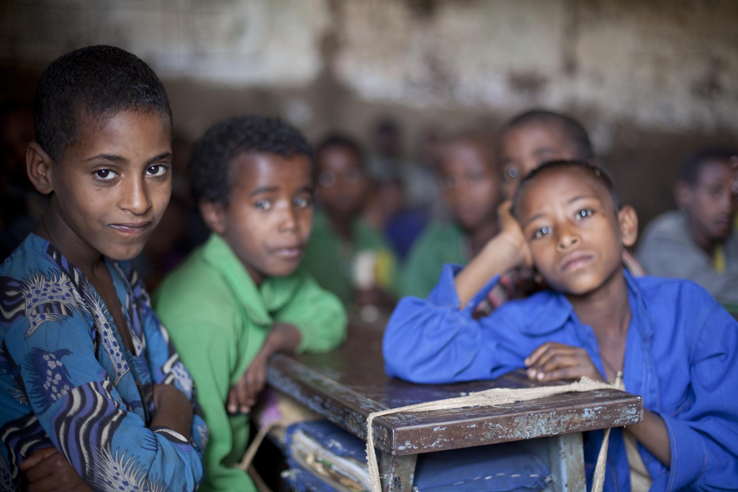 Äthiopische Jungen in der Schule (Quelle: Frank Roth)