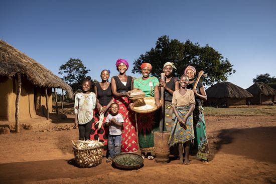 Frauen einer Selbsthilfegruppe in Afrika. (Quelle: Kindernothilfe) Frauen einer Selbsthilfegruppe in Afrika. (Quelle: Kindernothilfe)